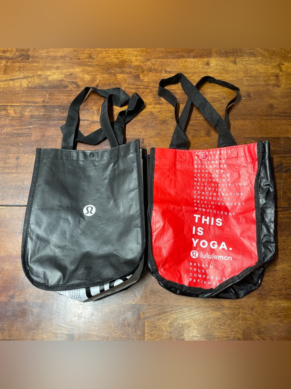 Lululemon Reusable Tote Bag Set Black & White Yoga Gym Shopping Tote Lot of 2